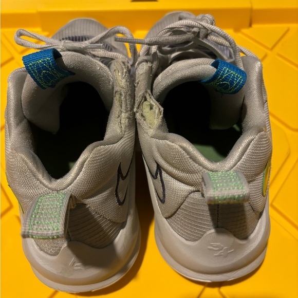 ATTENTION BASKETBALL PLAYERS! Mens Nike Zoom Freak 3, Grey Marble Lime, 10.5 - Picture 9 of 9